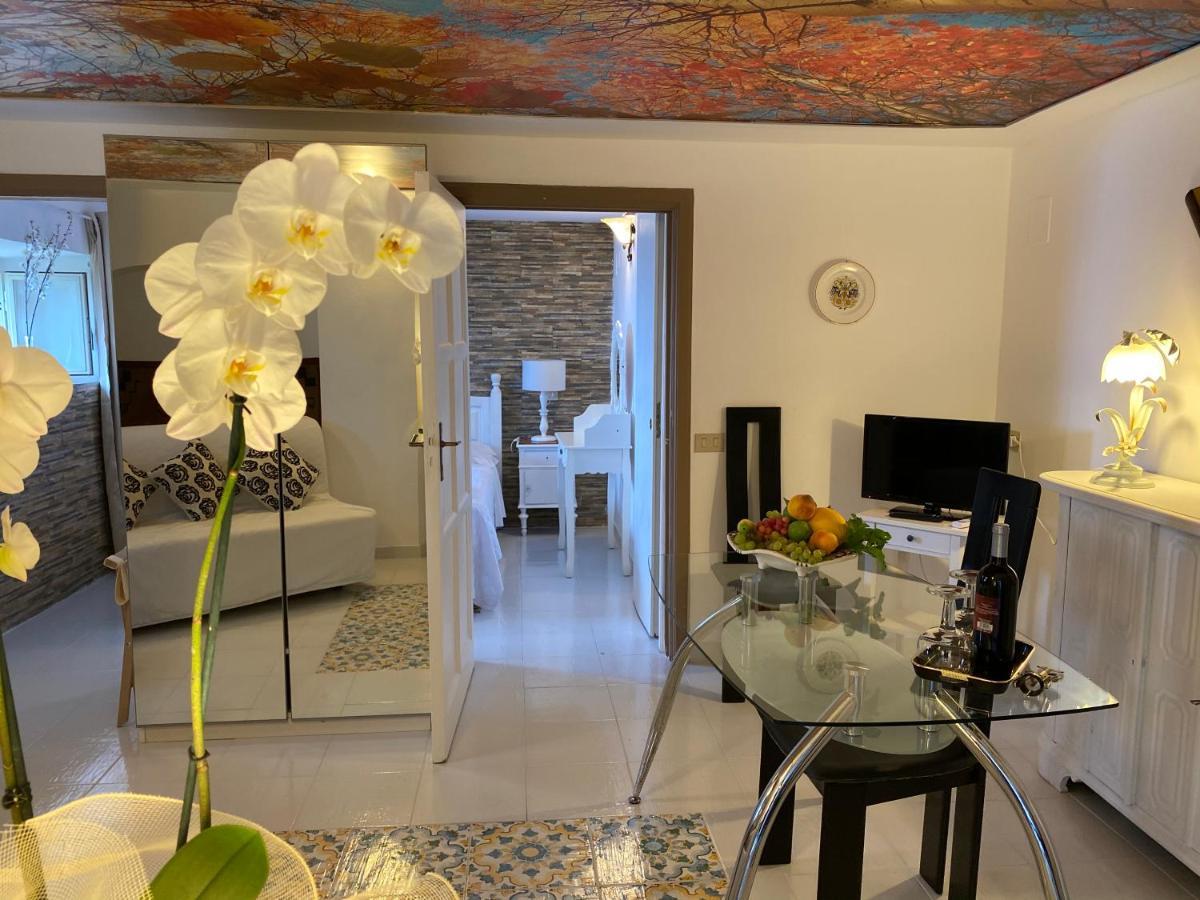 Don Mimi Guarnaschelli La Dependace Apartamento Taormina